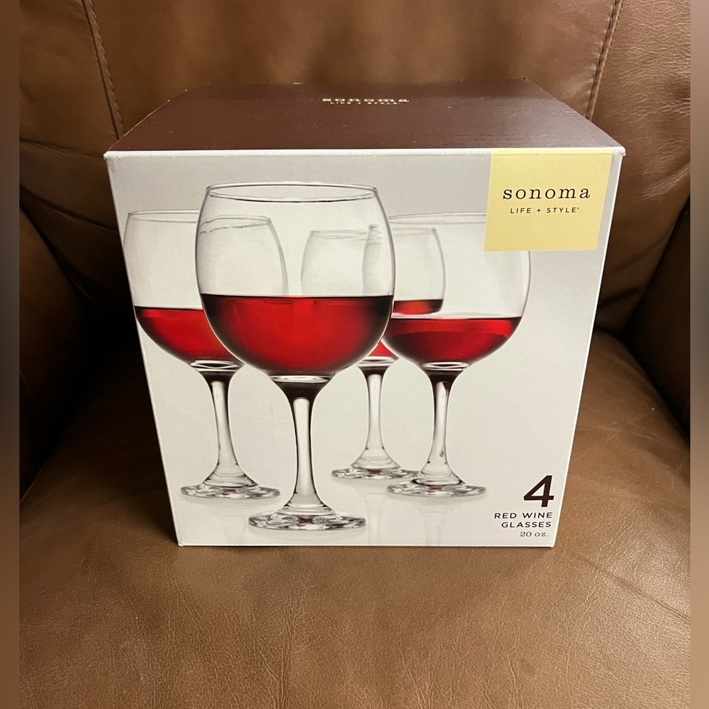 NWT 4 Piece Sonoma 20 Ounce Red Wine Glasses